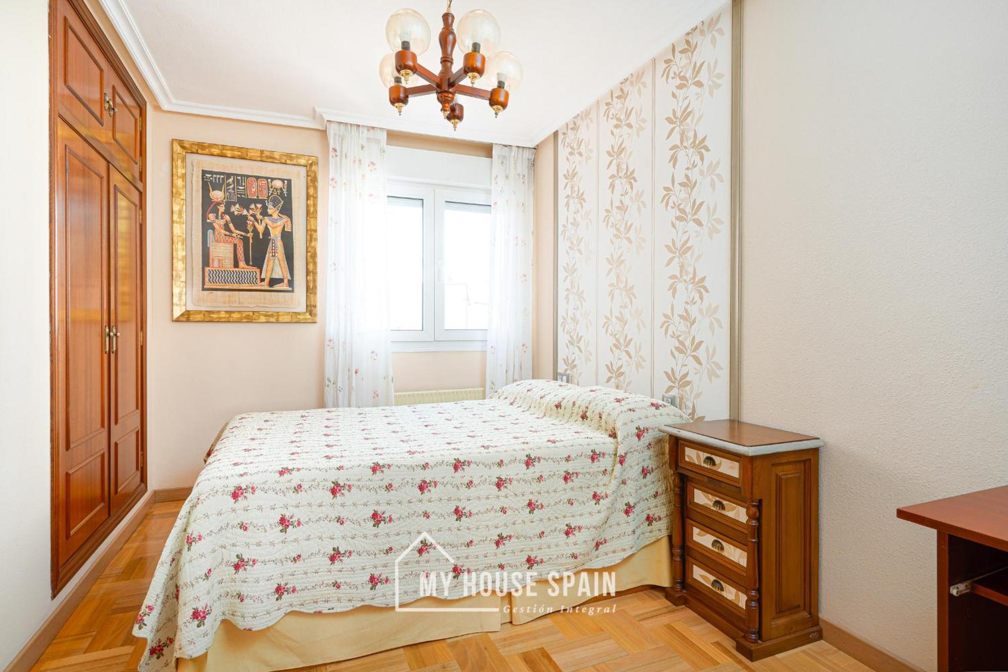 Myhousespain - Amplio Apartamento Con Vistas En Pleno Centro Gijón Eksteriør billede