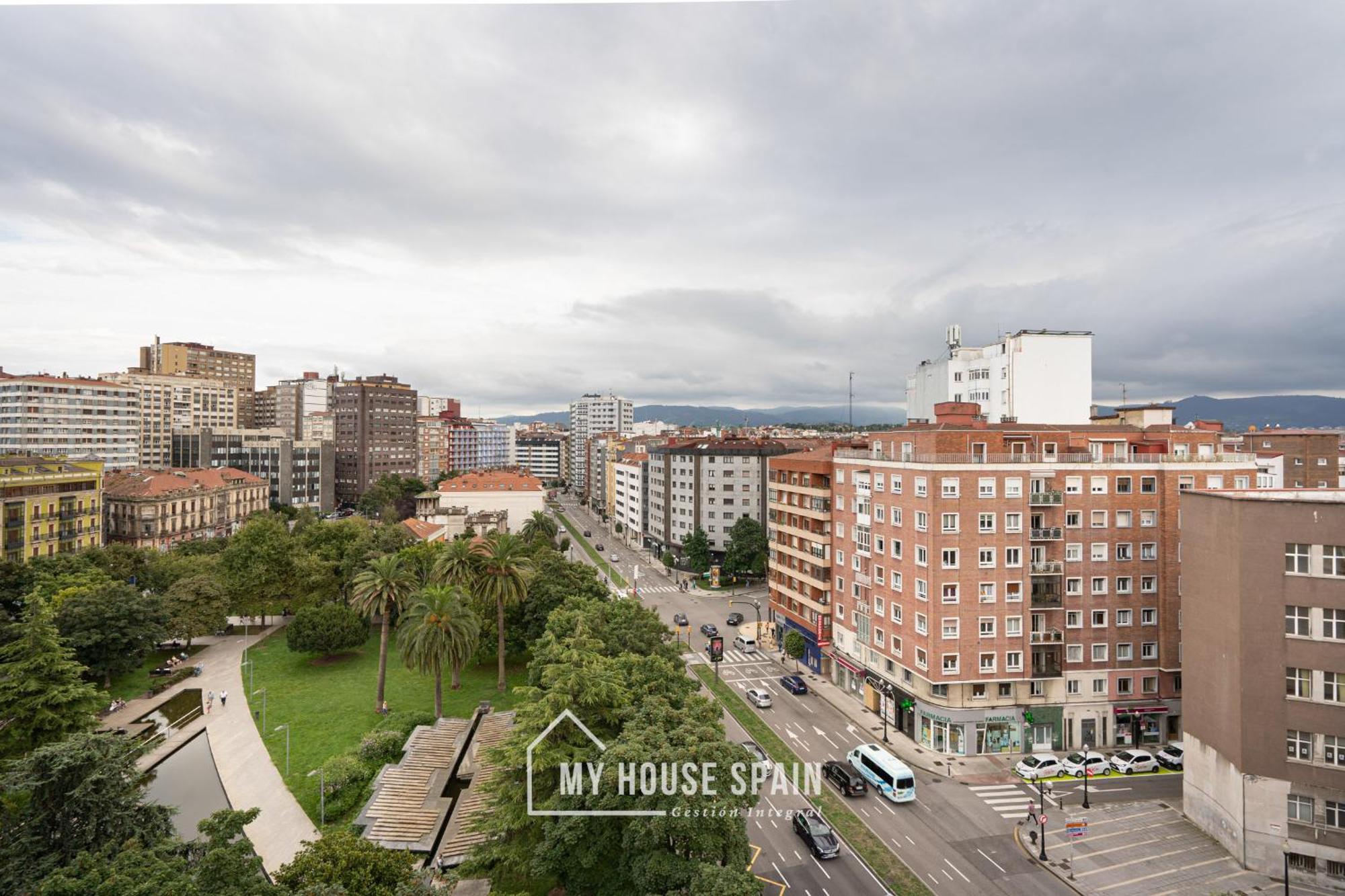 Myhousespain - Amplio Apartamento Con Vistas En Pleno Centro Gijón Eksteriør billede