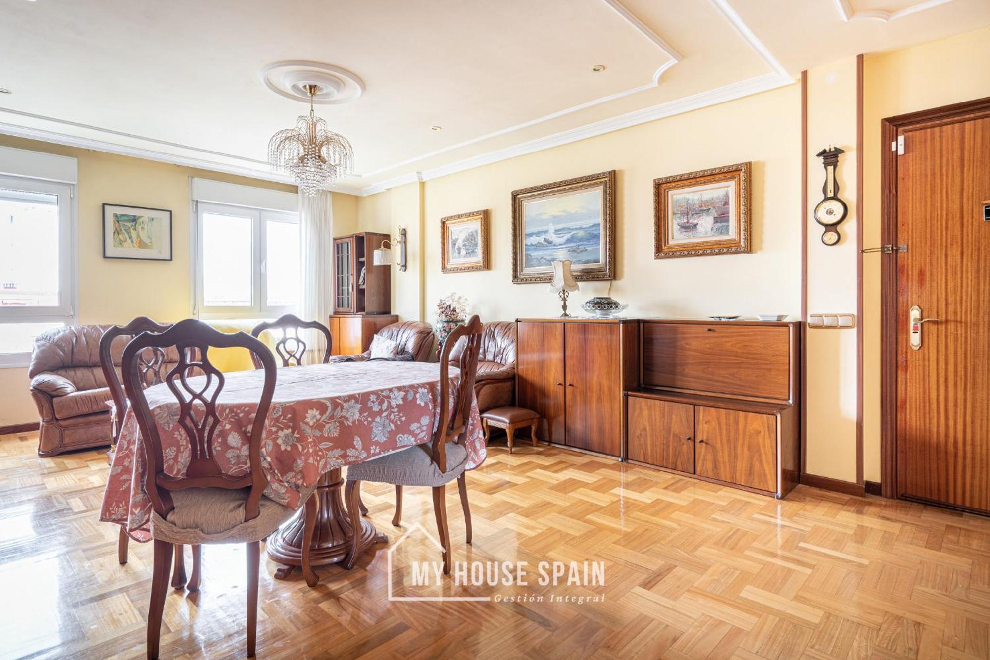 Myhousespain - Amplio Apartamento Con Vistas En Pleno Centro Gijón Eksteriør billede