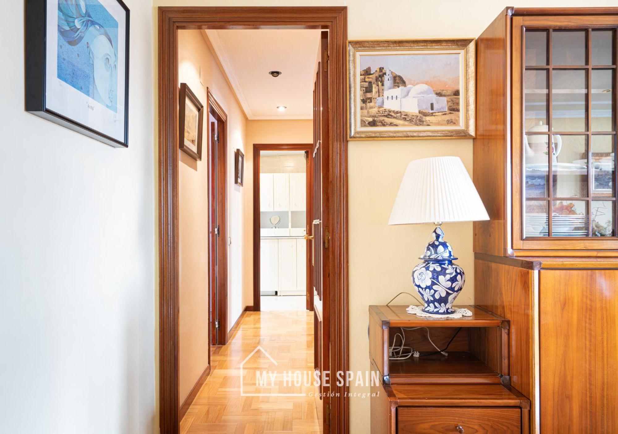 Myhousespain - Amplio Apartamento Con Vistas En Pleno Centro Gijón Eksteriør billede